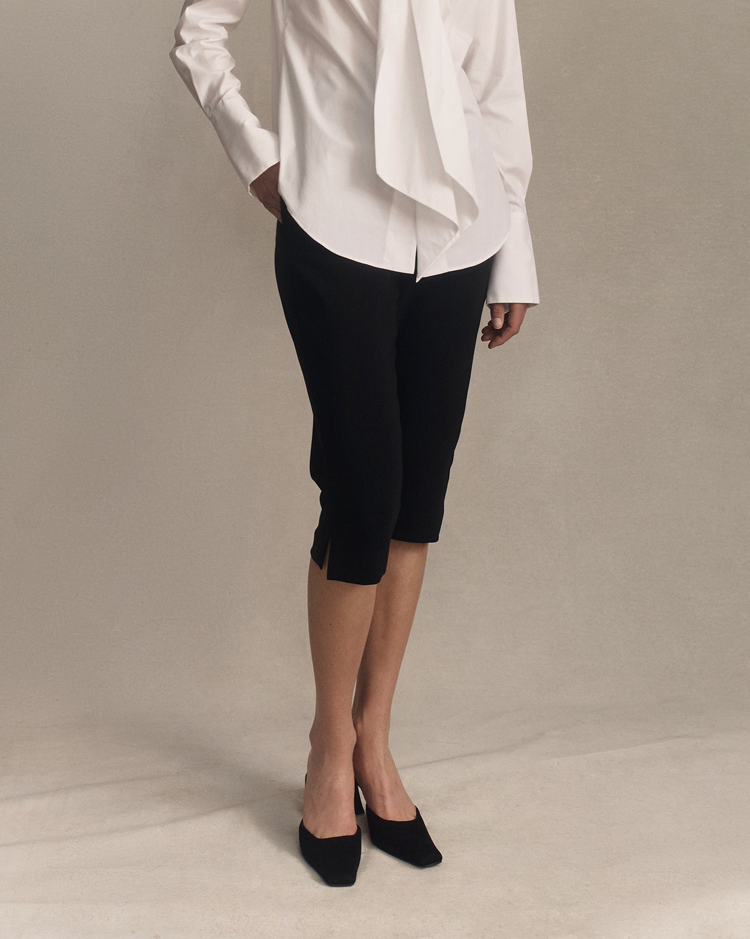 Scarlet Crop Pant - Black