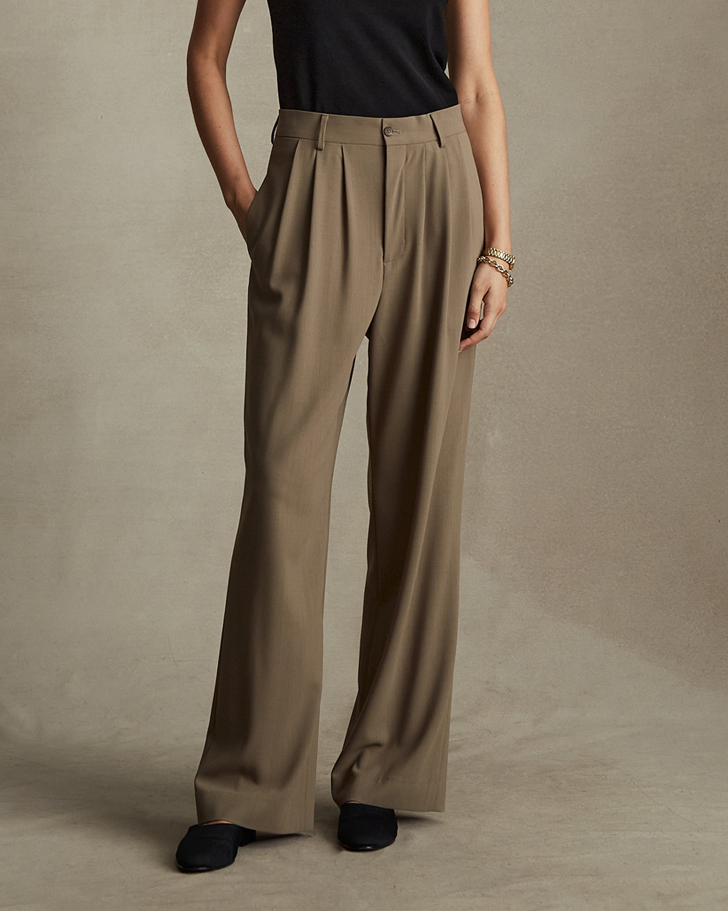 Ava Pleated Trouser - Taupe