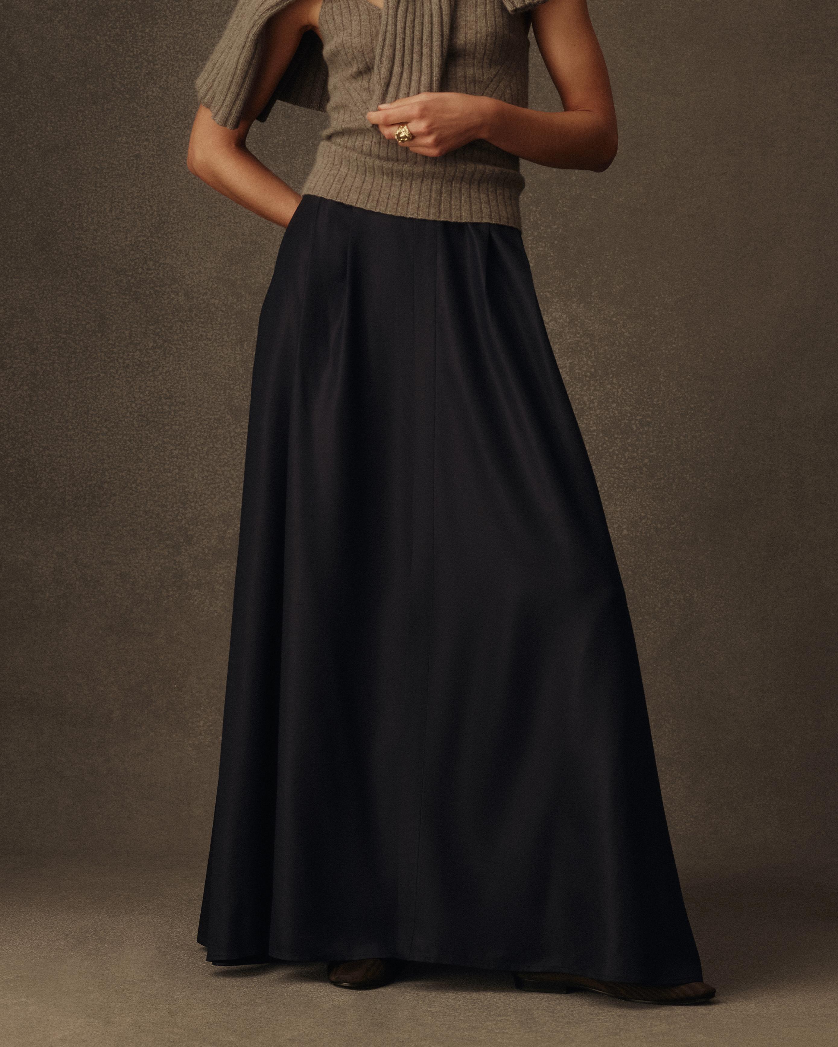 Kahlo Skirt - Navy Dupioni