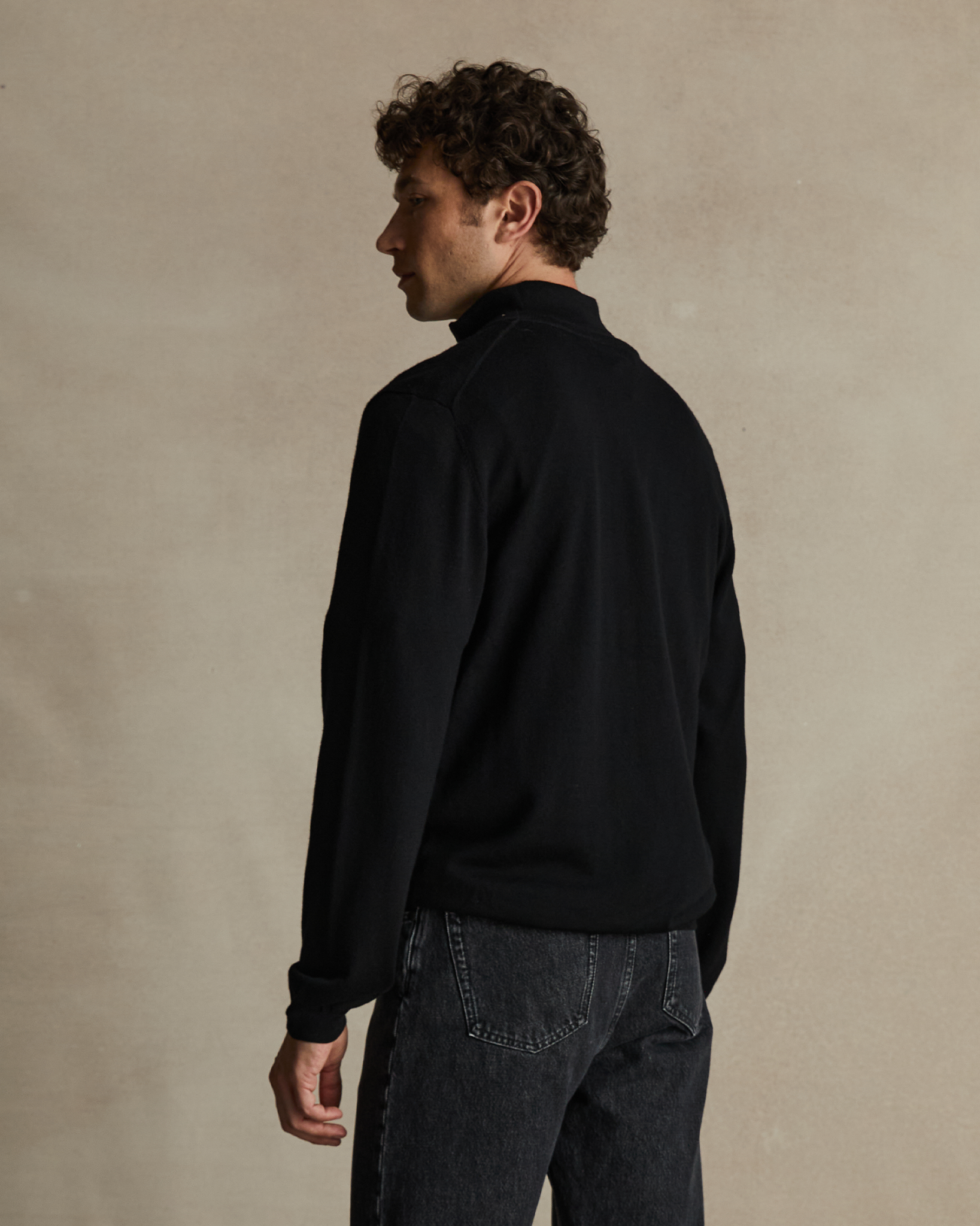 Merino Quarter Zip - Black | P Johnson